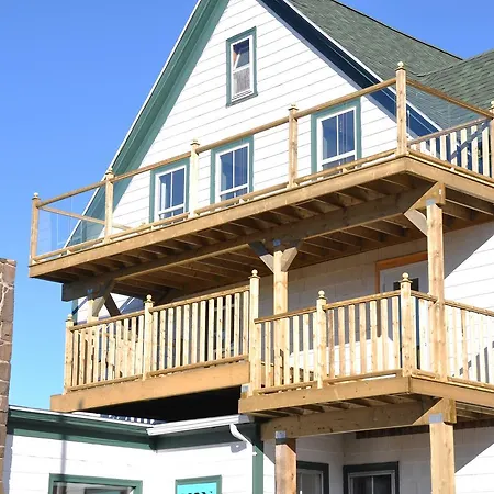 Still Point Lodge Deep Brook Exterior photo